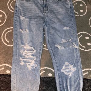 Light Denim Jeans w/rips! American Eagle!